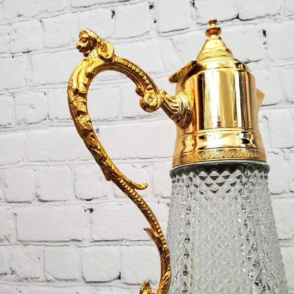 Vintage Italian Crystal Carafe / Decanter with Gold Metal Spout.. - Picture 4 of 9
